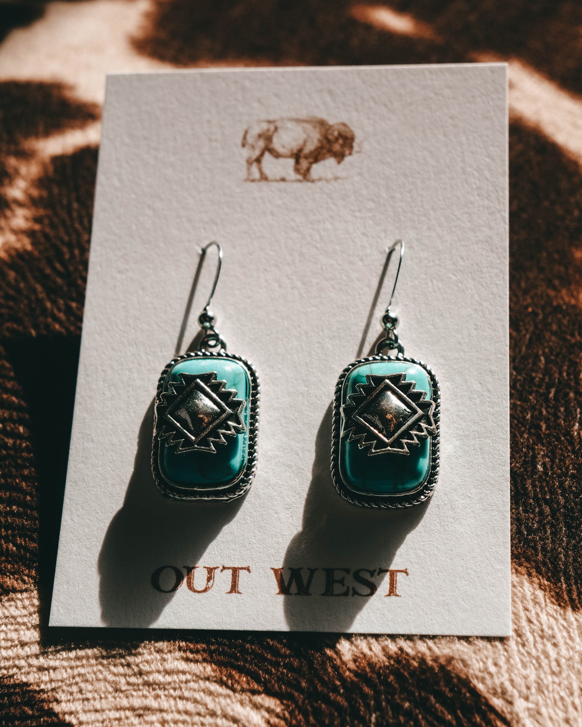 Turquoise western-style jewelry-  Boho geometric western silver + turquoise color earings!  Color: Silver + turquoise Material: Zinc Alloy